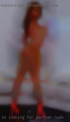I'm looking for partner nude someone local.